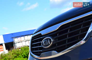 Позашляховик / Кросовер Kia Sportage 2012 в 