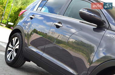 Позашляховик / Кросовер Kia Sportage 2012 в 