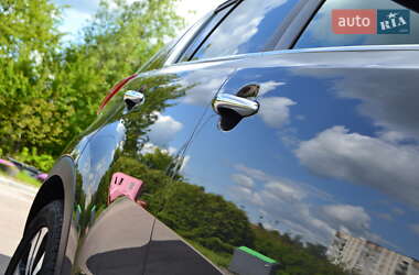 Позашляховик / Кросовер Kia Sportage 2012 в 