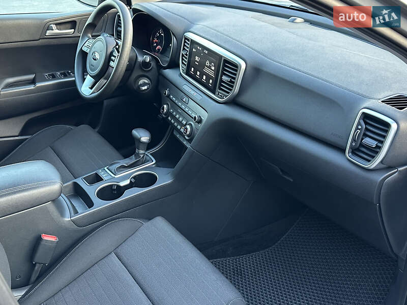 Внедорожник / Кроссовер Kia Sportage 2020 в Черновцах