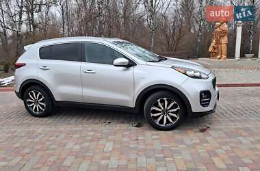 Внедорожник / Кроссовер Kia Sportage 2016 в 