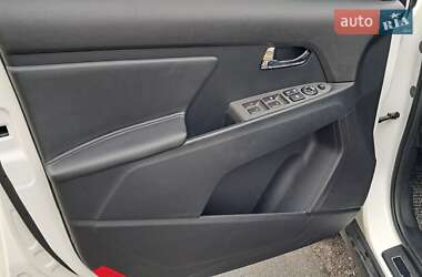 Позашляховик / Кросовер Kia Sportage 2013 в 