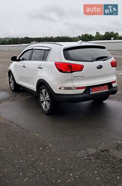Позашляховик / Кросовер Kia Sportage 2013 в 