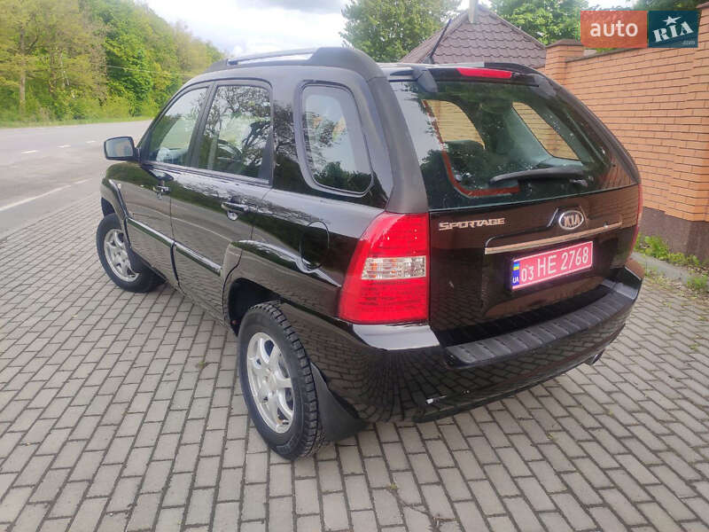 Внедорожник / Кроссовер Kia Sportage 2007 в Красилове