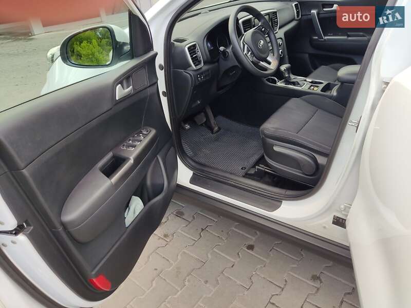 Внедорожник / Кроссовер Kia Sportage 2019 в Киеве