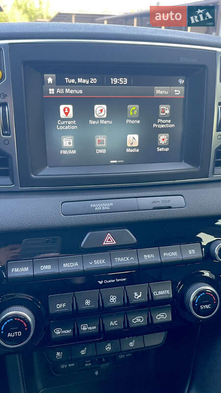 Внедорожник / Кроссовер Kia Sportage 2016 в Шептицькому