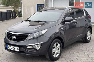 Внедорожник / Кроссовер Kia Sportage 2014 в Ивано-Франковске