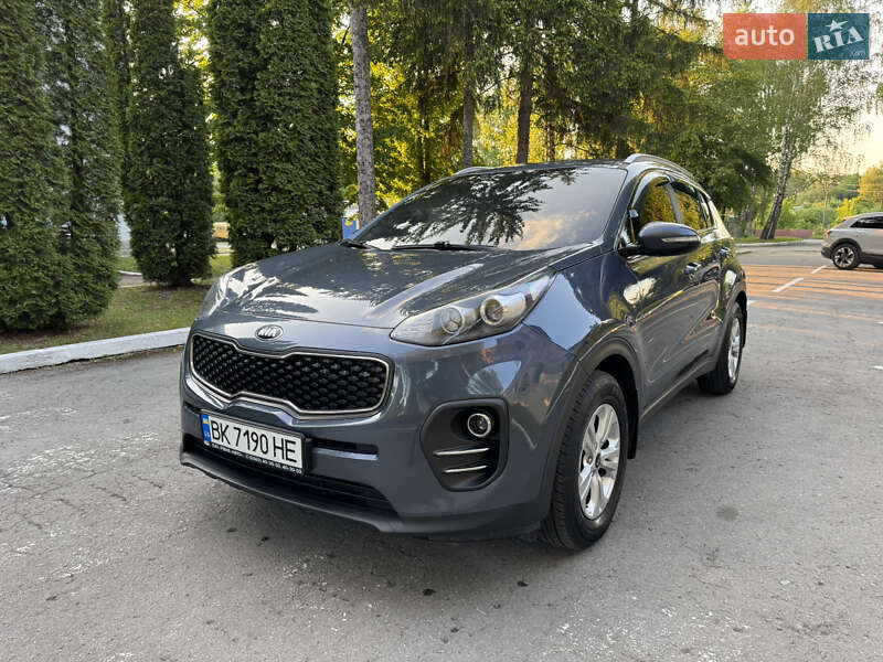 Внедорожник / Кроссовер Kia Sportage 2017 в 