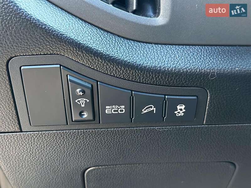 Позашляховик / Кросовер Kia Sportage 2011 в Одесі