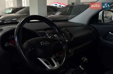 Внедорожник / Кроссовер Kia Sportage 2013 в 
