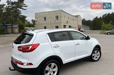 Внедорожник / Кроссовер Kia Sportage 2011 в 