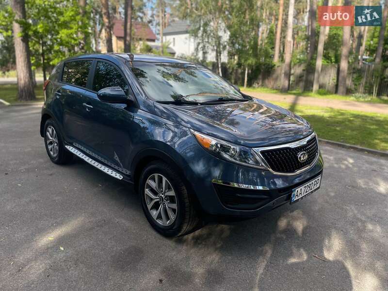 Позашляховик / Кросовер Kia Sportage 2015 в Києві