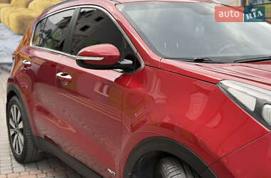 Внедорожник / Кроссовер Kia Sportage 2016 в 