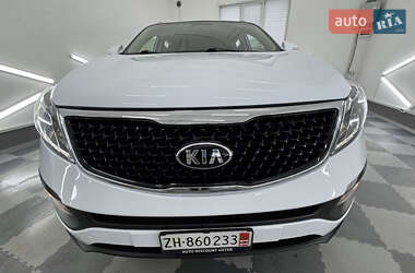 Внедорожник / Кроссовер Kia Sportage 2015 в 