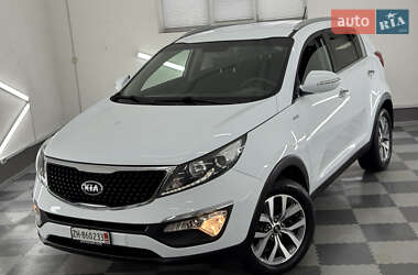 Внедорожник / Кроссовер Kia Sportage 2015 в 