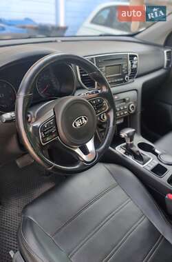 Внедорожник / Кроссовер Kia Sportage 2017 в 