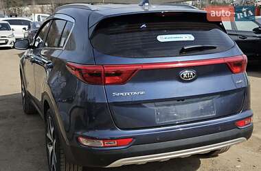 Внедорожник / Кроссовер Kia Sportage 2016 в 