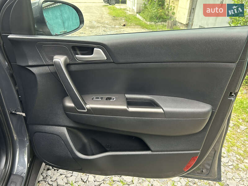 Позашляховик / Кросовер Kia Sportage 2020 в Львові
