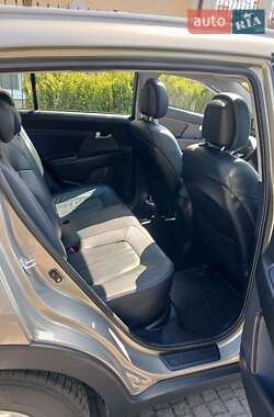 Внедорожник / Кроссовер Kia Sportage 2011 в 
