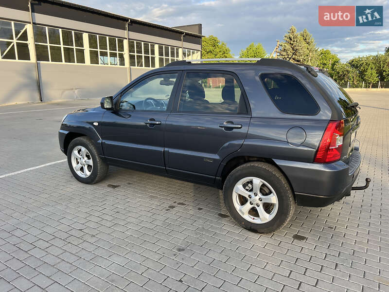 Внедорожник / Кроссовер Kia Sportage 2009 в Бершади
