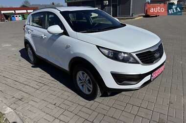 Внедорожник / Кроссовер Kia Sportage 2013 в 