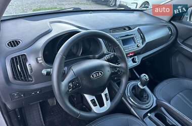 Внедорожник / Кроссовер Kia Sportage 2011 в 