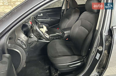 Внедорожник / Кроссовер Kia Sportage 2013 в 