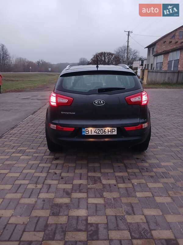 Внедорожник / Кроссовер Kia Sportage 2012 в Диканьке