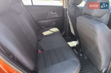 Внедорожник / Кроссовер Kia Sportage 2011 в 