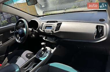 Внедорожник / Кроссовер Kia Sportage 2013 в 