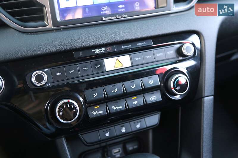 Внедорожник / Кроссовер Kia Sportage 2015 в Киеве