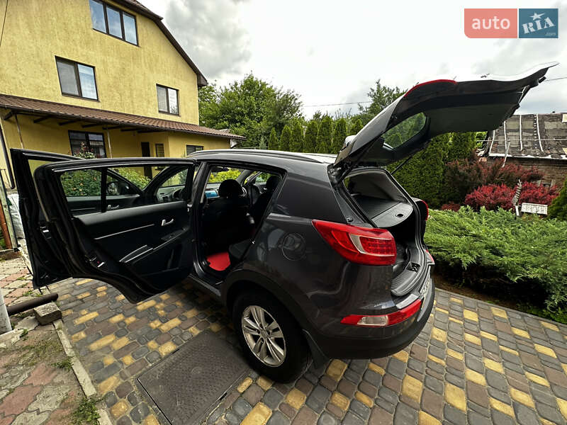 Внедорожник / Кроссовер Kia Sportage 2013 в Запорожье
