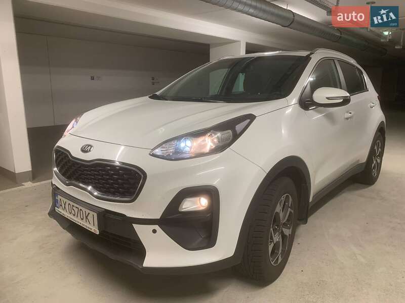 Внедорожник / Кроссовер Kia Sportage 2021 в 