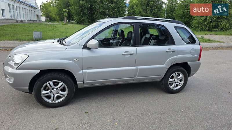 Позашляховик / Кросовер Kia Sportage 2008 в Шостці