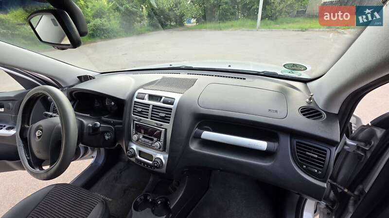 Позашляховик / Кросовер Kia Sportage 2008 в Шостці