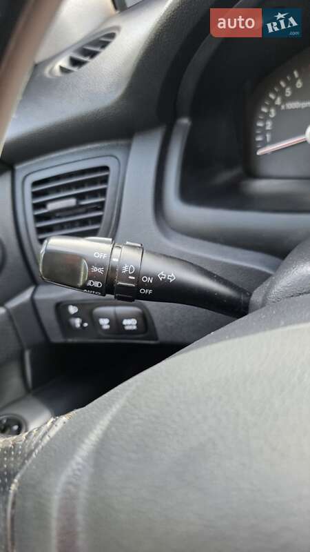 Позашляховик / Кросовер Kia Sportage 2008 в Шостці