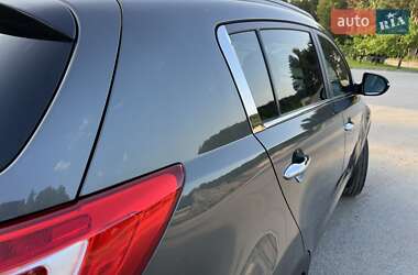 Внедорожник / Кроссовер Kia Sportage 2011 в 