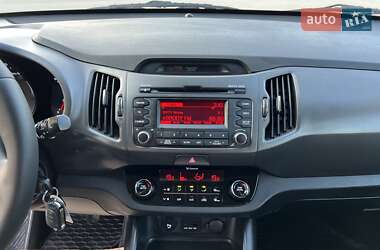 Внедорожник / Кроссовер Kia Sportage 2011 в 