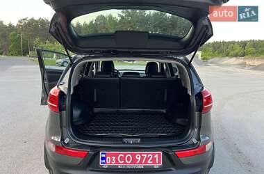 Внедорожник / Кроссовер Kia Sportage 2011 в 