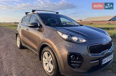 Внедорожник / Кроссовер Kia Sportage 2016 в Черноморске