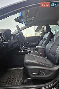 Позашляховик / Кросовер Kia Sportage 2021 в 