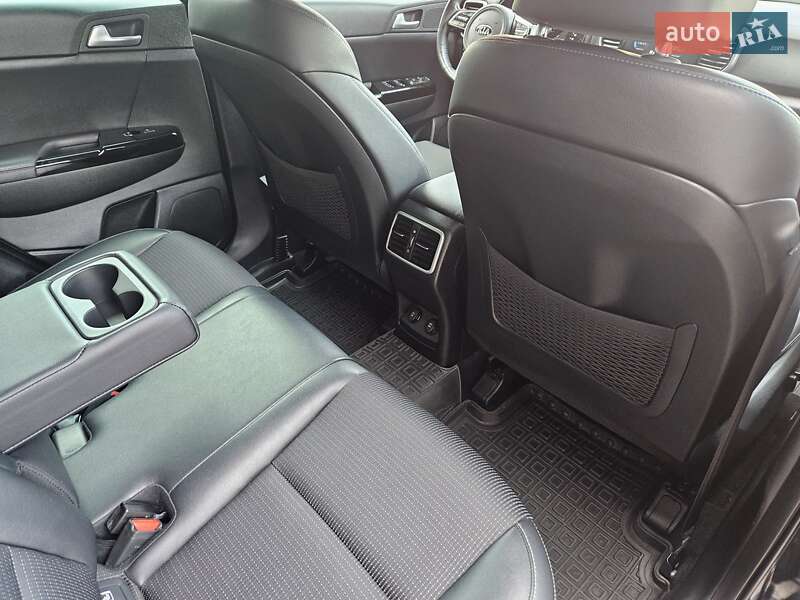 Внедорожник / Кроссовер Kia Sportage 2021 в Киеве