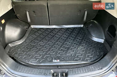 Позашляховик / Кросовер Kia Sportage 2012 в 