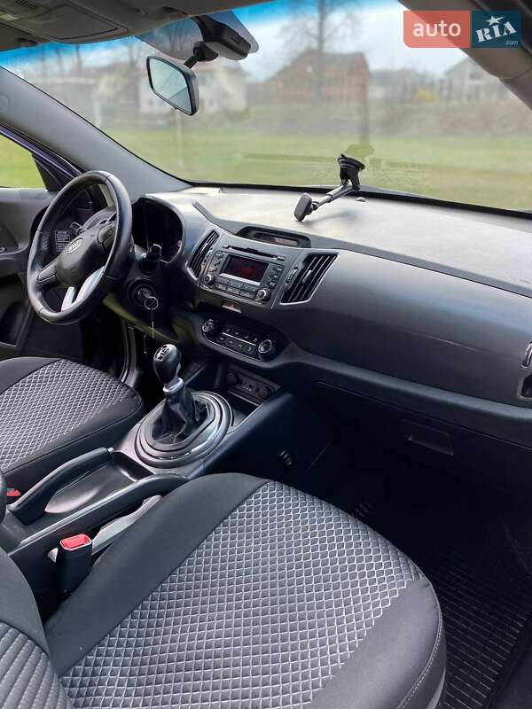 Внедорожник / Кроссовер Kia Sportage 2012 в Гвоздеце