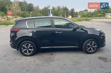 Позашляховик / Кросовер Kia Sportage 2019 в 