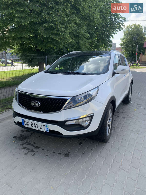 Внедорожник / Кроссовер Kia Sportage 2014 в 