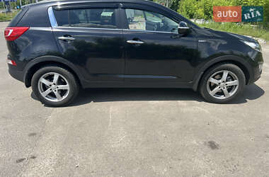 Внедорожник / Кроссовер Kia Sportage 2012 в 