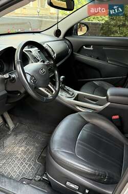 Внедорожник / Кроссовер Kia Sportage 2014 в 