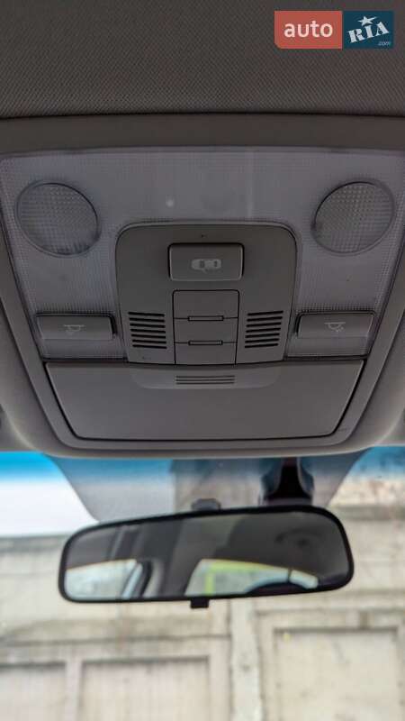 Внедорожник / Кроссовер Kia Sportage 2012 в Калуше