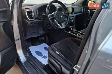Позашляховик / Кросовер Kia Sportage 2021 в 